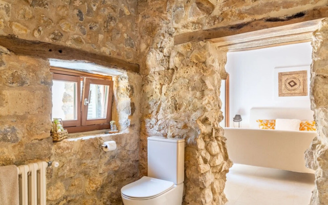 Mallorca Beautiful Villa With Pool in Puigpunyent