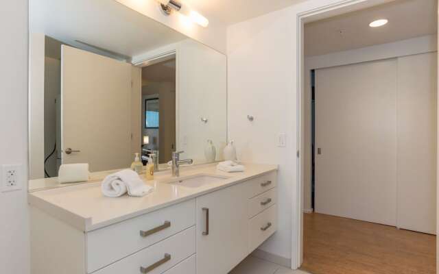 Downtown Seattle 3rd Ave Apartments