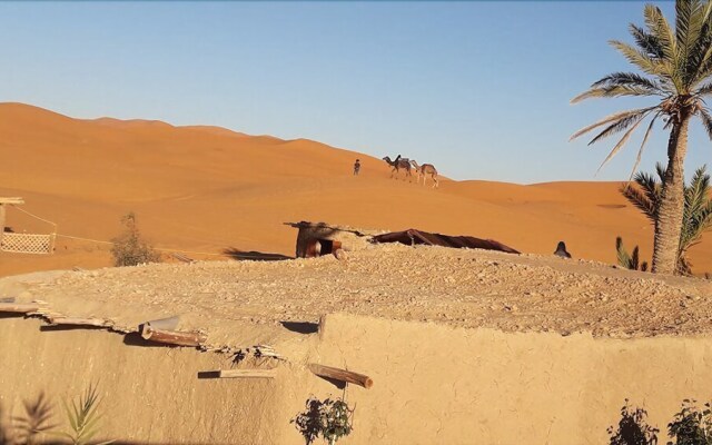 Sahara Camp & Camel Trek