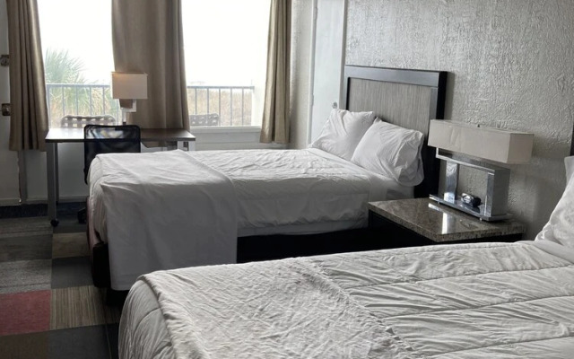 Oasis Hotel
