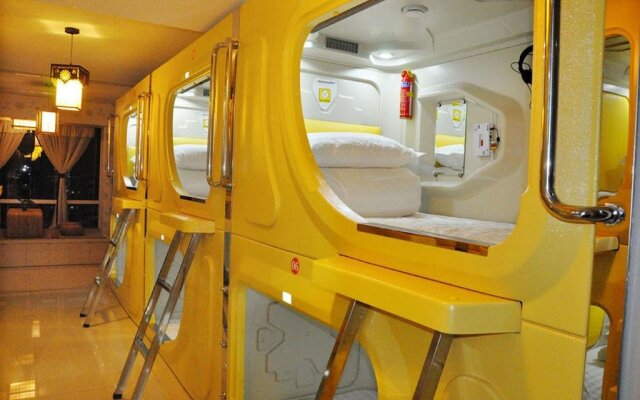 Xian Capsule Hotel