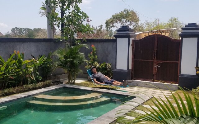 Cantika Guest House