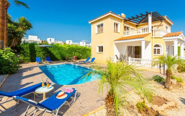 Villa Anastasia Large Private Pool Walk to Beach A C Wifi Car Not Required Eco-friendly - 2400