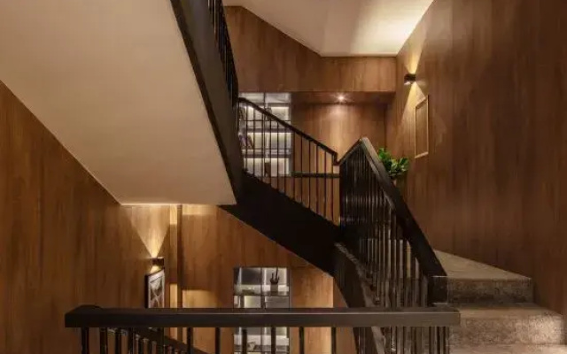 Iforest Hostel (Jing'an Temple Metro Station)