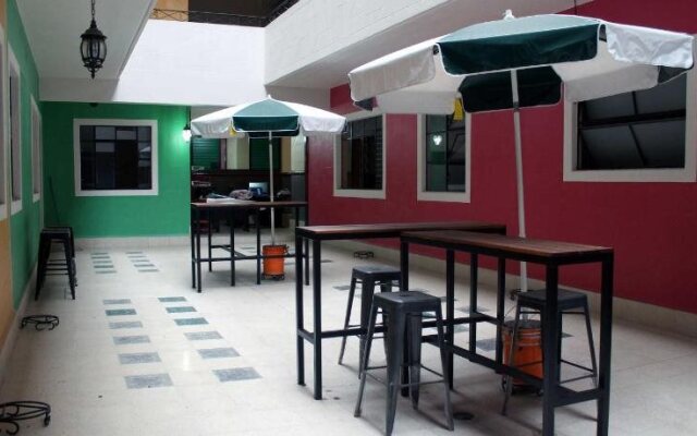 Andaina Hostel