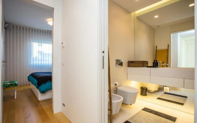 Acqua House by Rent4all