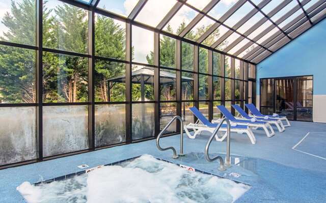 Comfort Suites Knoxville Airport
