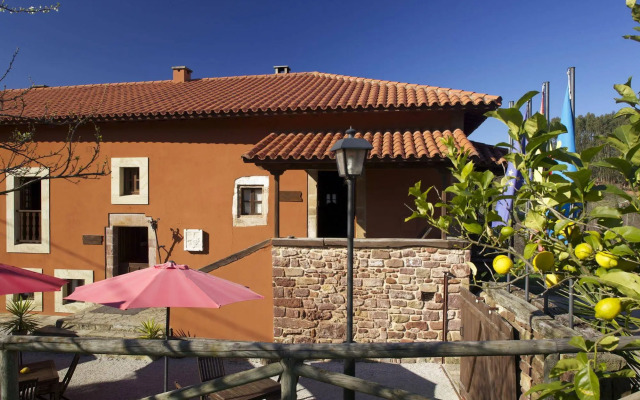 La Corte de Lugas