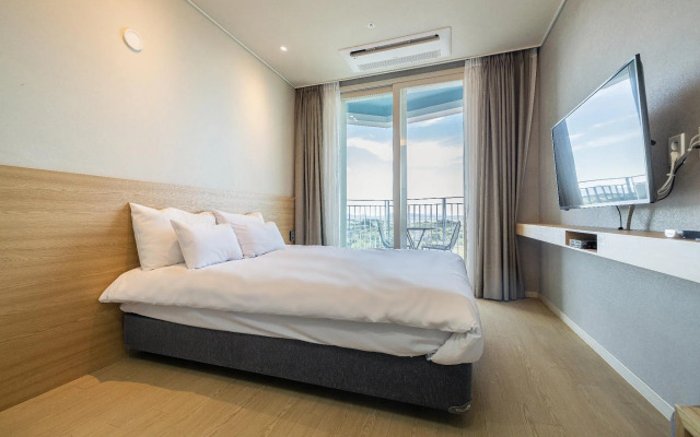 Ocean Soleview Hotel