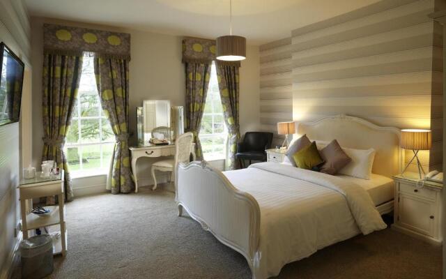 Singleton Lodge Country House Hotel