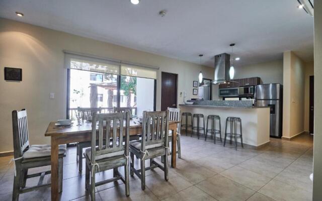 2 BD apartment in popular condominium-190MBPS WIFI