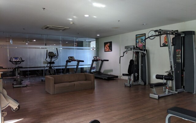 Best Price & Cozy Studio at The Square Apartment Surabaya