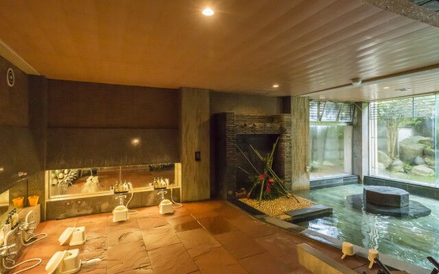 Aiken to Sugosu Honkaku Ryokan Gekka