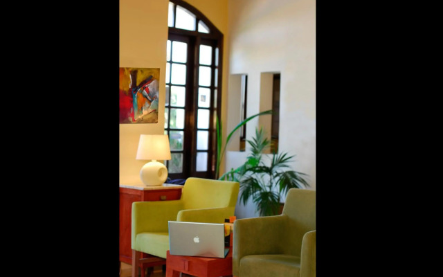 Lato Hotel