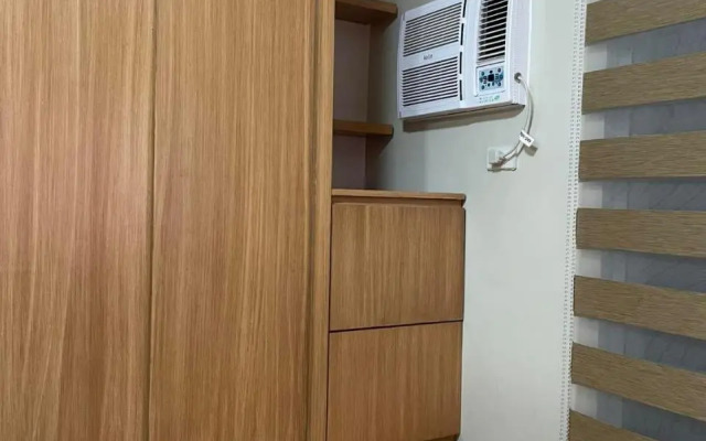 Sunshine100 Studio+65'TV+POOl+Wifi30MBPS