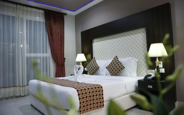 Crystal Palace Hotel