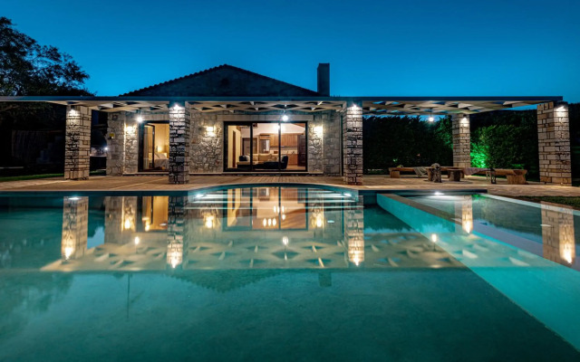 Kymaros Villas