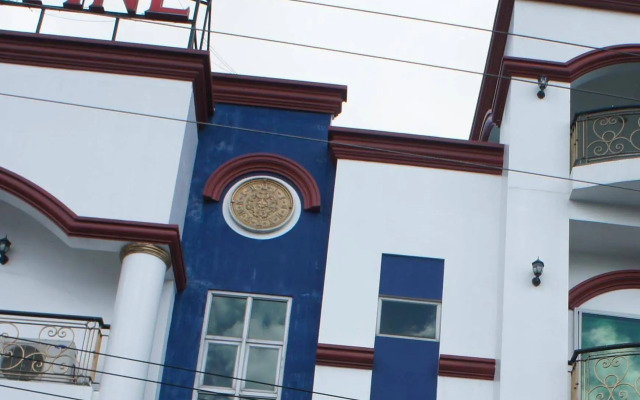 Valentine Park Hotel