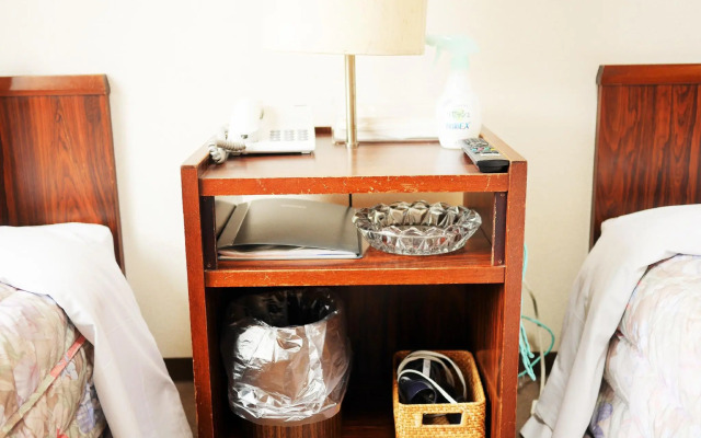 Hiroshima Peace Hotel - Hostel