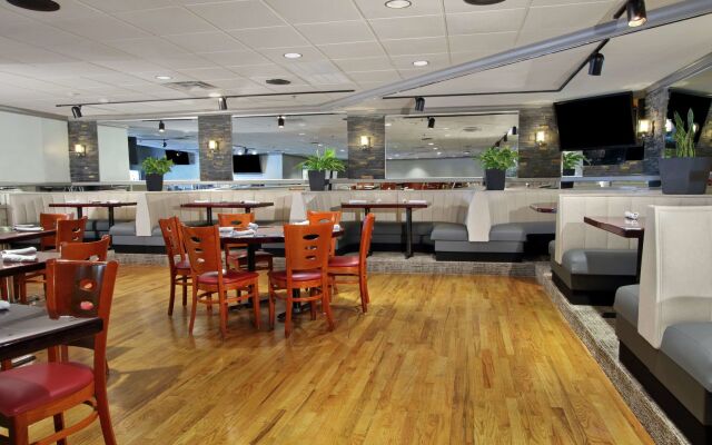 DoubleTree by Hilton Mahwah