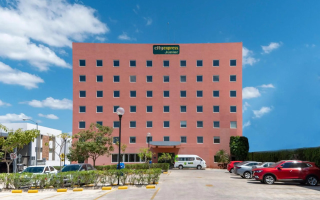 City Express Junior by Marriott Merida Altabrisa