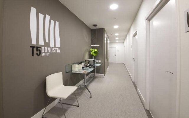 Pensión T5 Donostia Suites