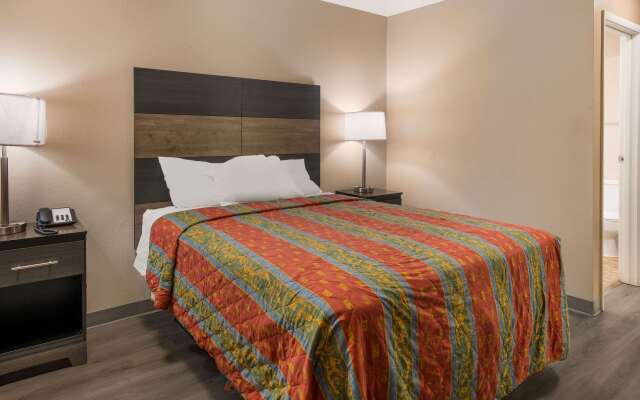Knights Inn Grand Rapids
