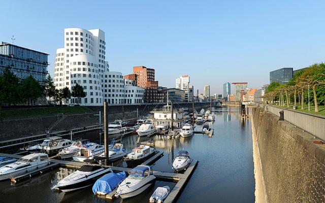 Holiday Inn Dusseldorf - Hafen