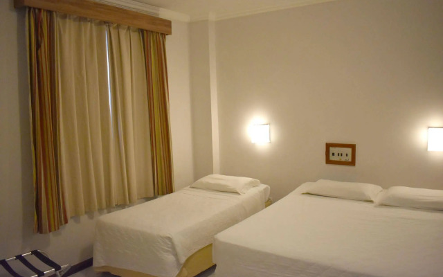 Sandri City Hotel