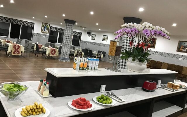 Long Bao Chau Hotel