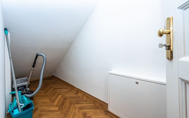 Charles Apartments in Old Town Prague