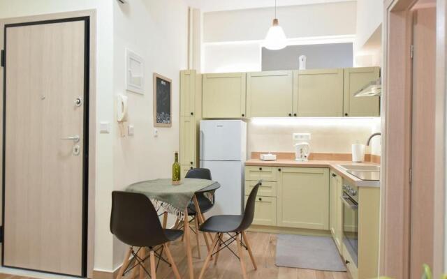 Live As A Greek in Artemis Apartment