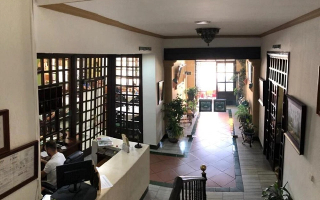Hotel Restaurante La Yedra