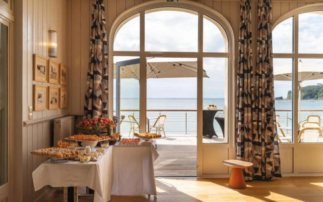 Hôtel Morgat Le Grand Hôtel De La Mer