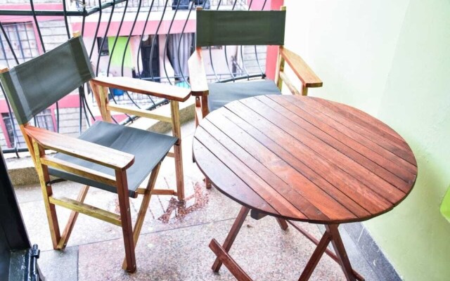 Lux Suites Trm drive Apartments Roysambu