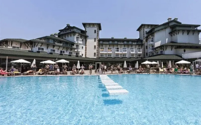 Febeach Resort Spa (*****)