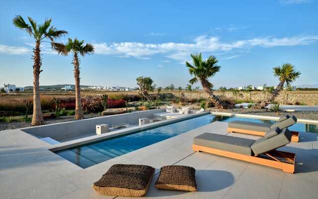 Monogram Travel Paros