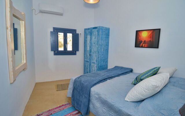 Fira Blue House