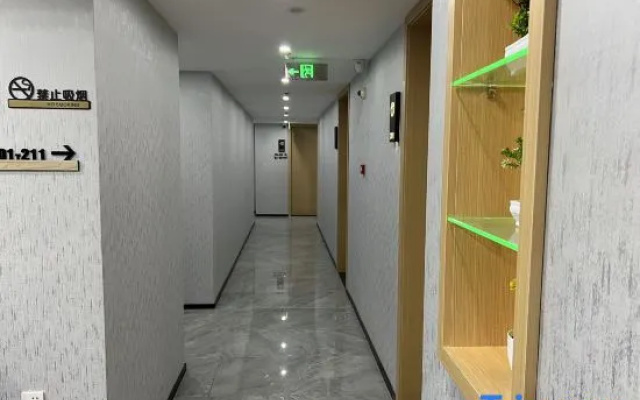 TOP E-sports Homestay