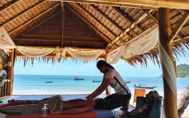 Phuwadee Resort & Spa