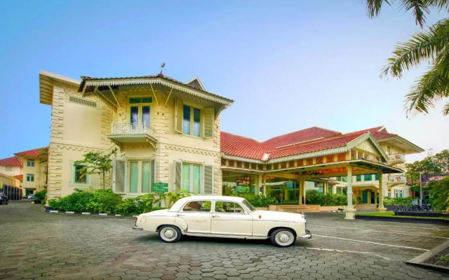 The Phoenix Hotel Yogyakarta - Handwritten Collection
