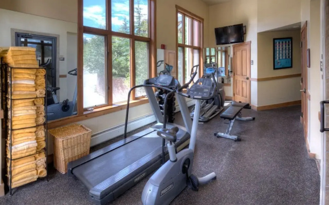 Red Hawk Townhomes by Summit County Mountain Retreats