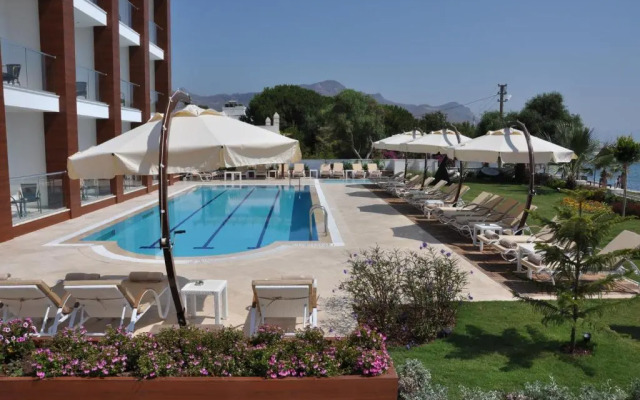 Veltur Turiya Hotel