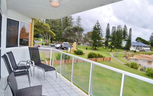 Ocean Shores Apartment 14