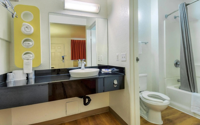 Motel 6 Chino, CA - Los Angeles Area