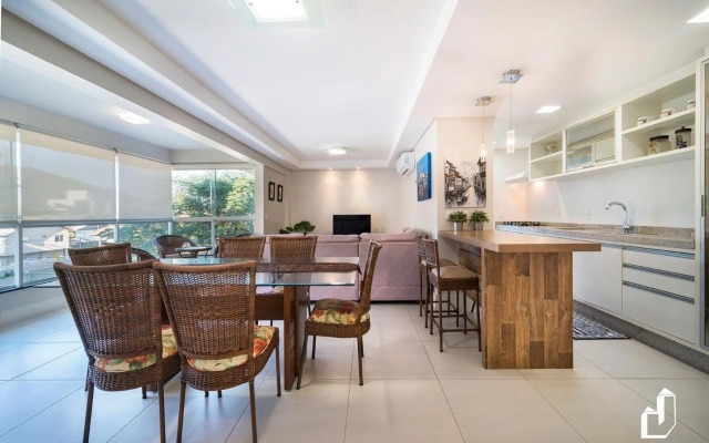 Apartamento amplo e com todos os ambientes climatizados