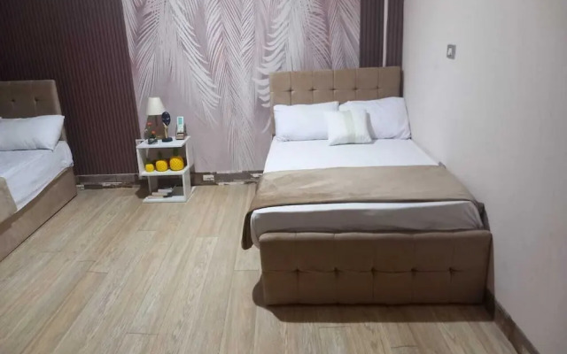 Narmar Hotel
