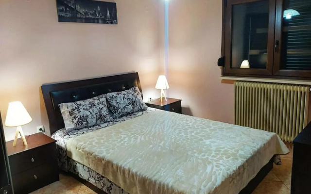 Luxurious private appartment with garden and view!