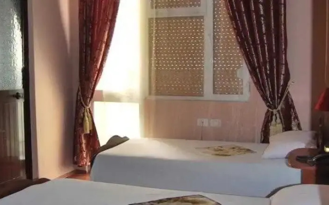 Alpin Hotel Tirana