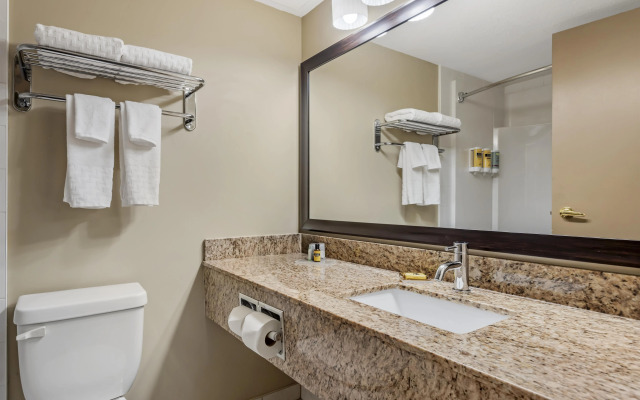 Best Western Plus Red Deer Inn & Suites